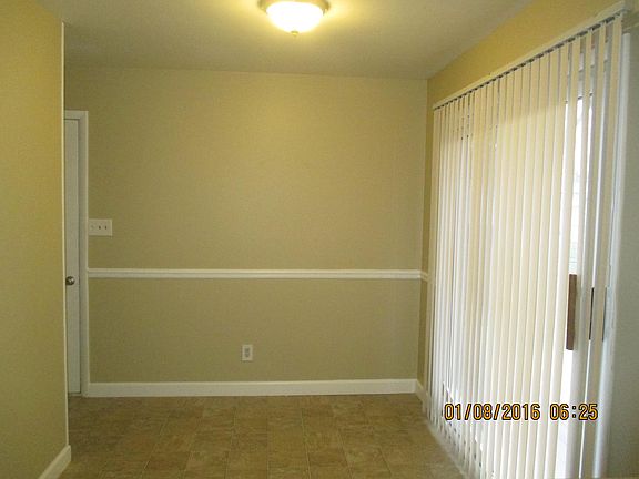 5th image of 433 Dovewood Dr