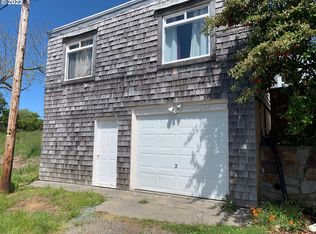 752 Valley St, Brookings, OR 97415