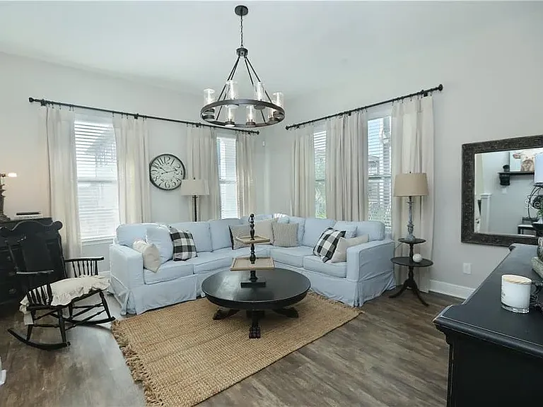 8451 Karrer Ter — Photo 12