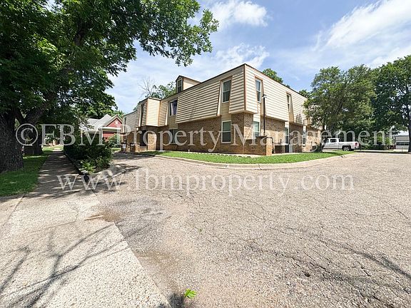 5th image of 410 W Franklin St APT 7