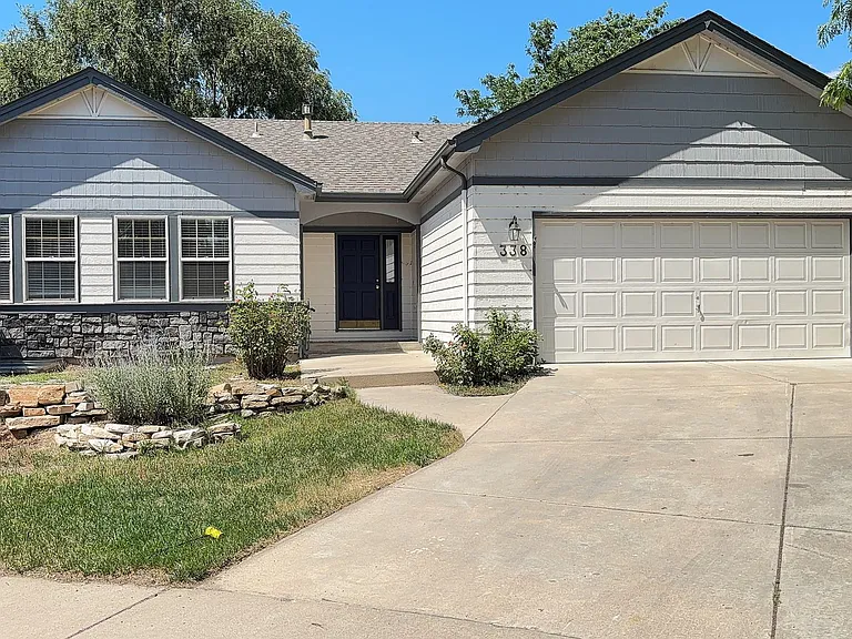 338 Talon Ct — Photo 1