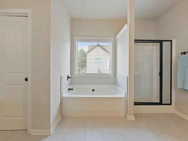 5304 Castle Shoals Way — Photo 16