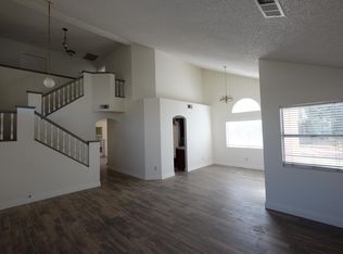 3915 Rio Viejo Dr, Bakersfield, CA 93313