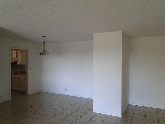 5th image of 252 Shadow Mountain Dr APT A5