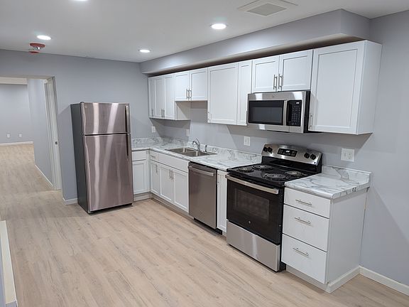 kitchen-new appliances, cabinets, countertops