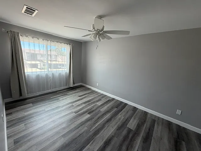 2605 Carleton Ln — Photo 28