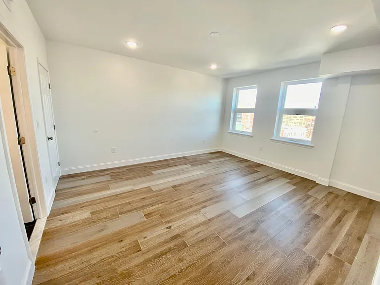 1220 Hamilton St #7A — Photo 11