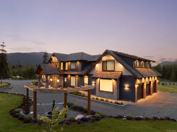 2833 Woodcroft Pl, Cowichan Valley, BC V8H 2E4