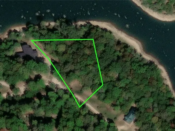 13 County Road 1526, Eureka Springs, AR 72632