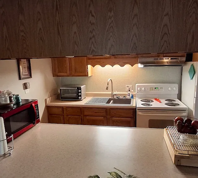 1200 Plumas St — Photo 2