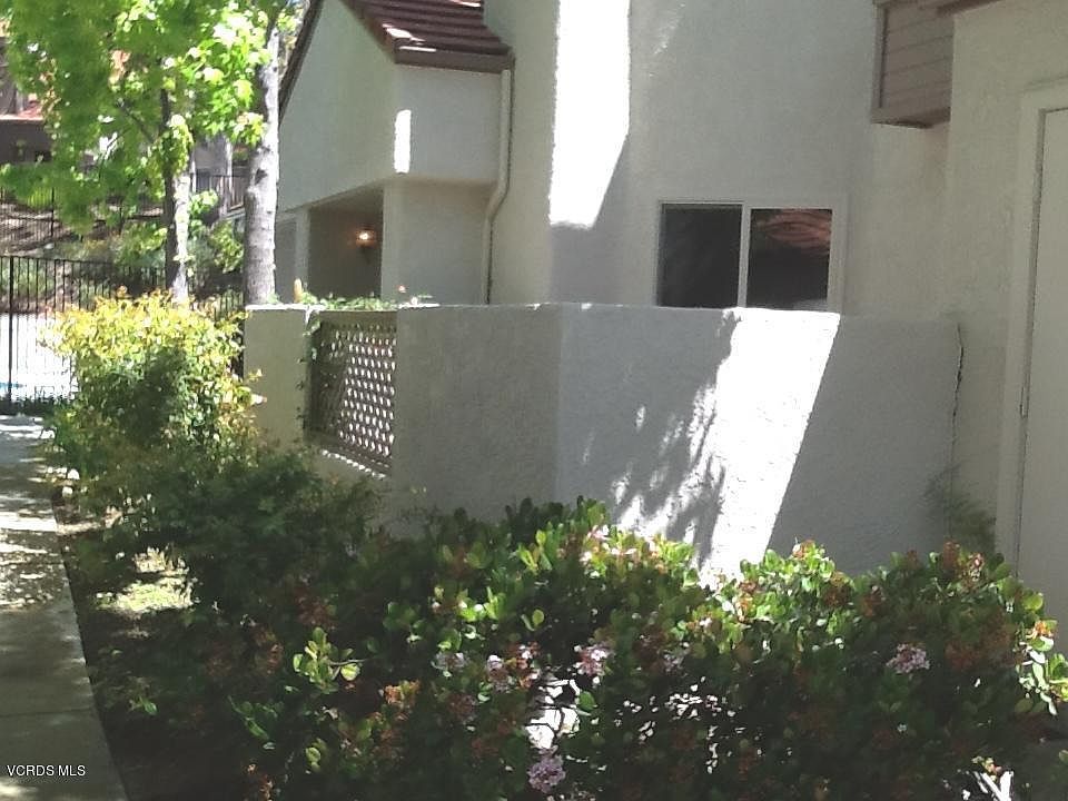 1st image of 418 N Via Colinas
