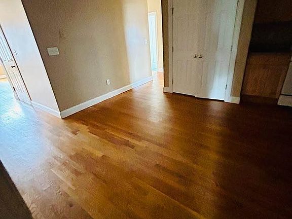 5th image of 116 W Pearl St #3A
