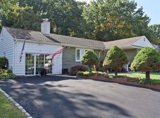 17 Amendola Dr, Netcong, NJ 07857
