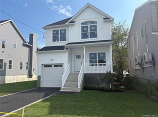 1108 Washington Pl, Baldwin, NY