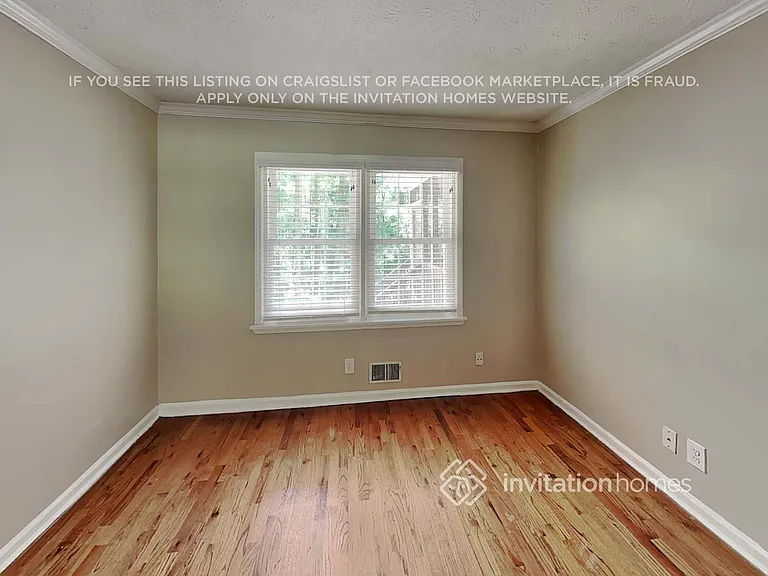 110 Woodsong Dr — Photo 8