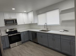 1603 Norpoint Way NE APT B, Tacoma, WA 98422