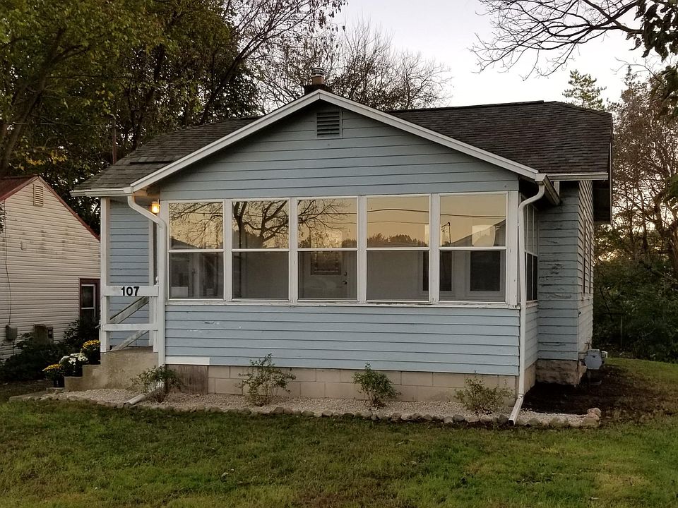1st image of 107 Blanche Ave