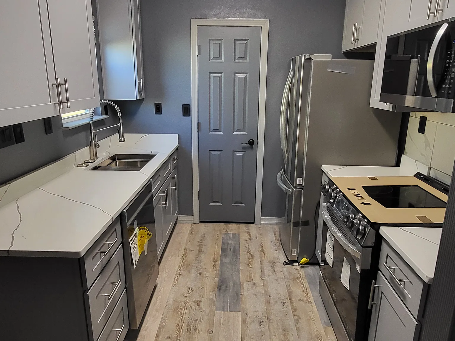 3 bed, 2.5 bath, 1320 sqft, $2,249 — Photo 1
