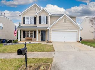 3823 Robbins Brook Dr, Winston Salem, NC 27107