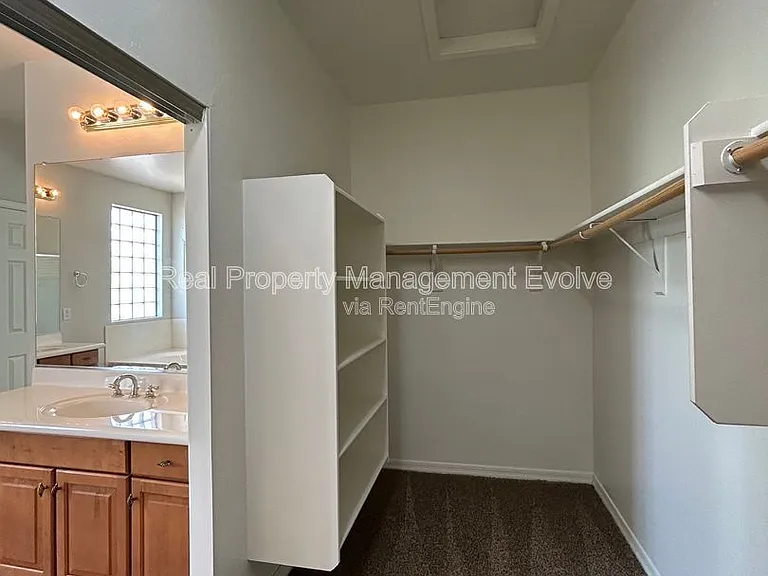 9707 S 45th Ave — Photo 45