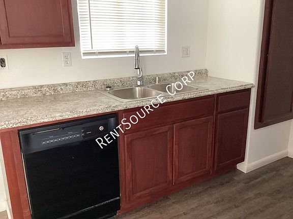 4th image of 209 E Grace St APT 3A
