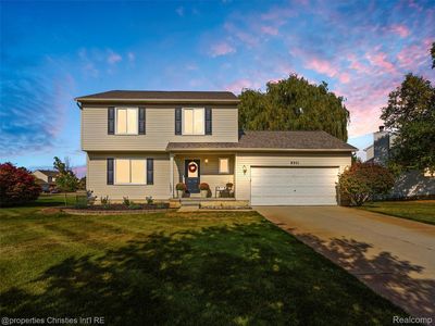 8951 Posey Dr, Whitmore Lake, MI, 48189