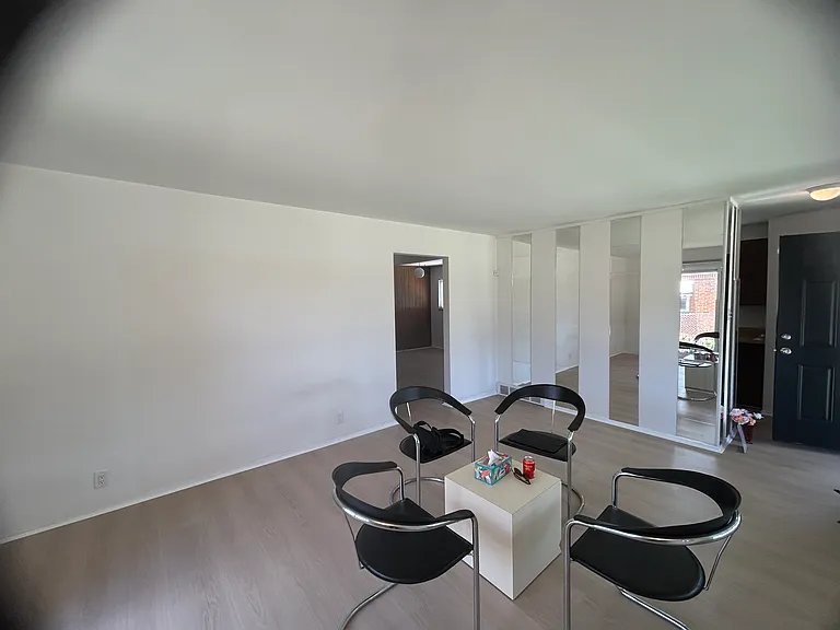 30124 Garry Ave — Photo 4
