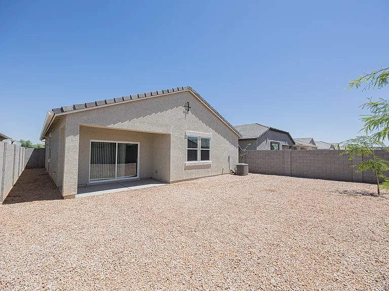 38165 W Excussare Way — Photo 28