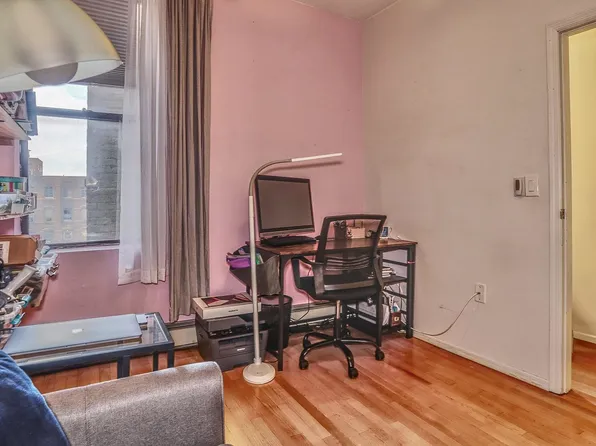 70 Park Avenue image 7 of 21