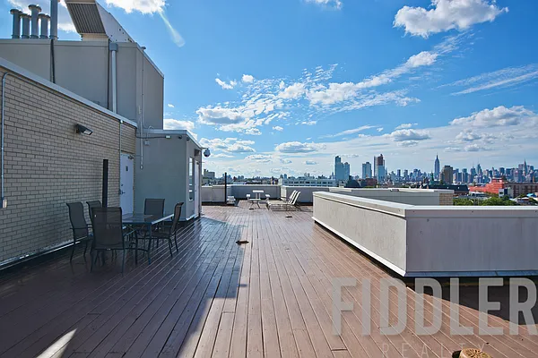 Rented by Fiddler Realty | media 19