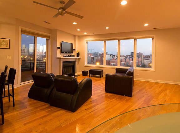 4th image of 1500 W Grand Ave APT 4E