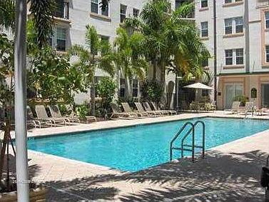 5th image of 533 NE 3rd Ave APT 451