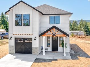 118 SW Crescent Ave, Sunnyside, WA 98944