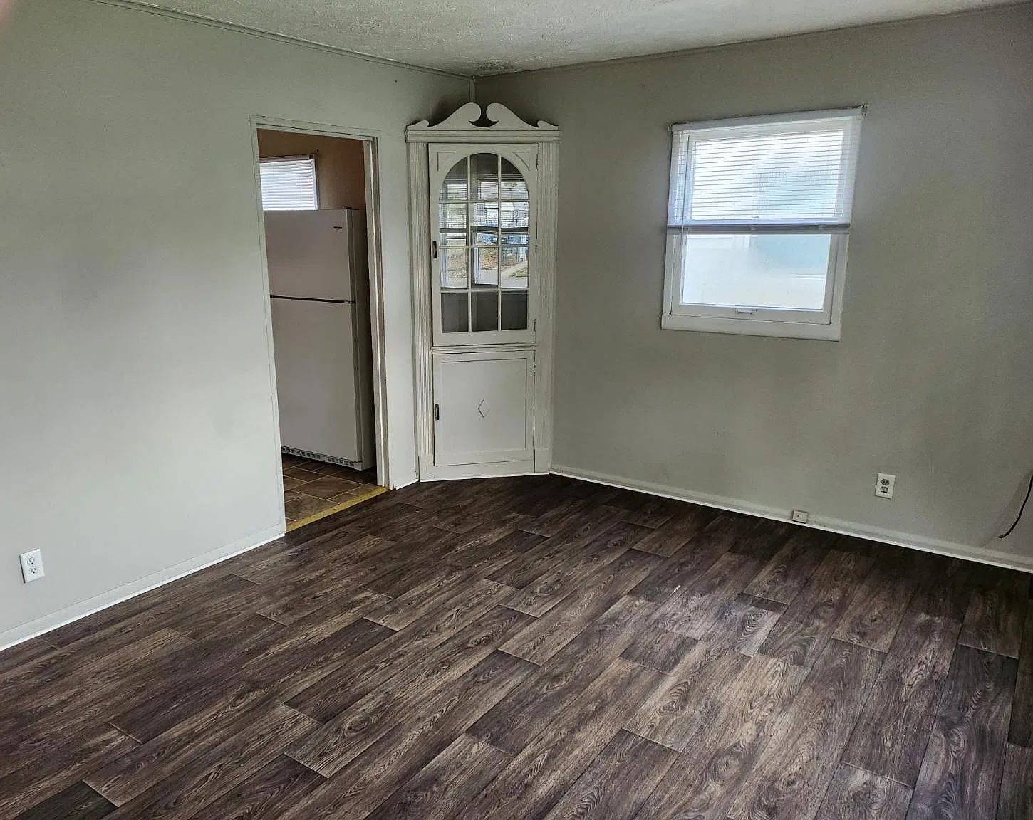2 bed, 672 sqft, $1,100 — Photo 2
