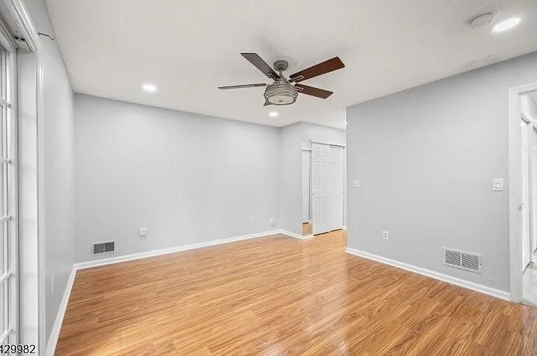 3702 Riddle Ct — Photo 8