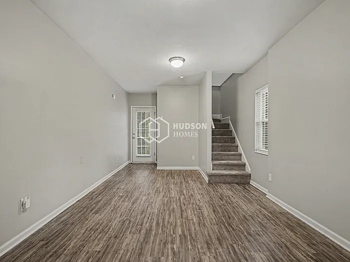 2802 Cross Tie Ln — Photo 13