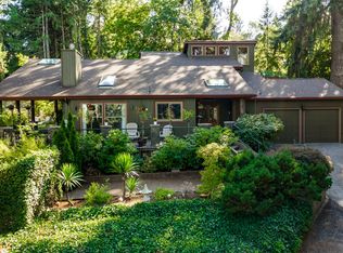 2526 Cleveland St, Eugene, OR 97405
