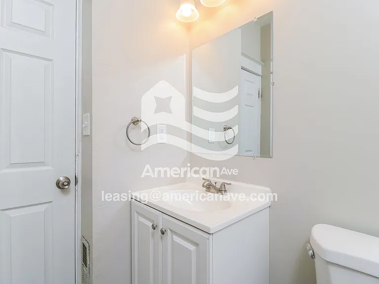 250823_013_bathroom_13664926.jpg