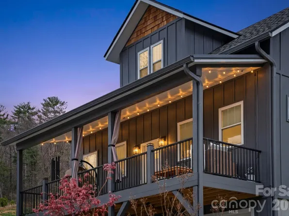 16 Hare Rdg, Asheville, NC 28803