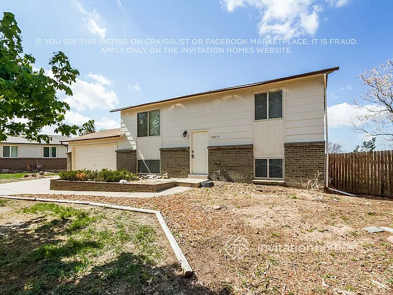 15871 E Linvale Ave — Photo 2
