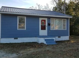 316 Wilson Ave, Spring Lake, NC 28390