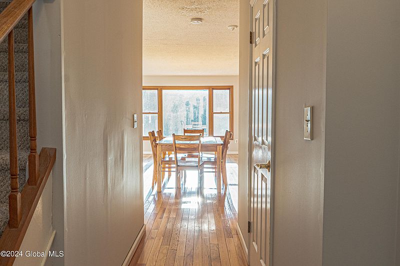 2nd image of 31 Cheryl Court