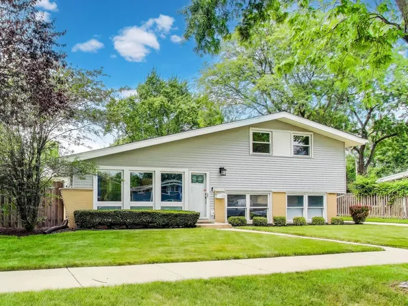 432 Sheryl Ln, Glenview, IL 60025