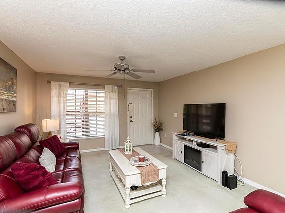 3rd image of 4575 Whitton Way APT 1126