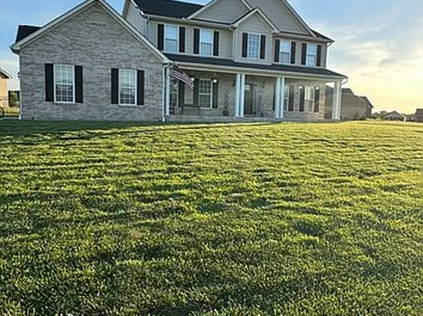 4004 Autumn Oak Dr, Smithton, IL 62285