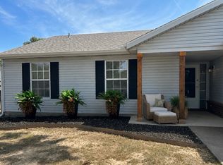 1459 Fredonia St, Springdale, AR 72762