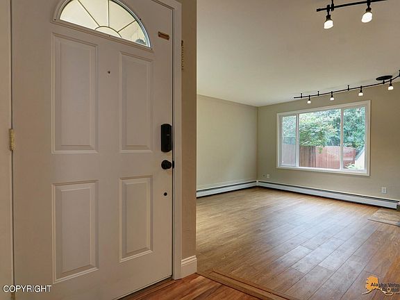 5th image of 7966 Resurrection Dr #7