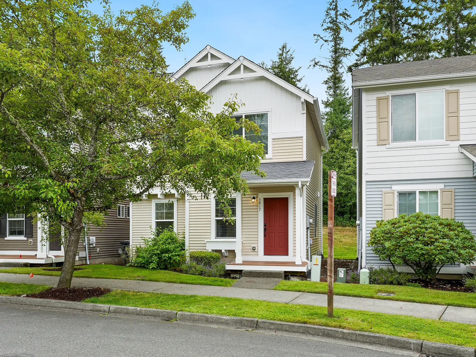 2 bed, 1100 sqft, $2,750 — Photo 1