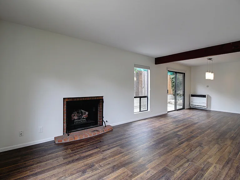 1624 Bath St #B — Photo 2