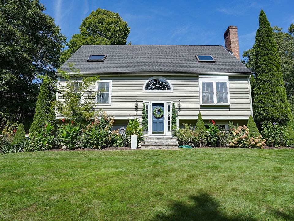 1st image of 293 Brigham St